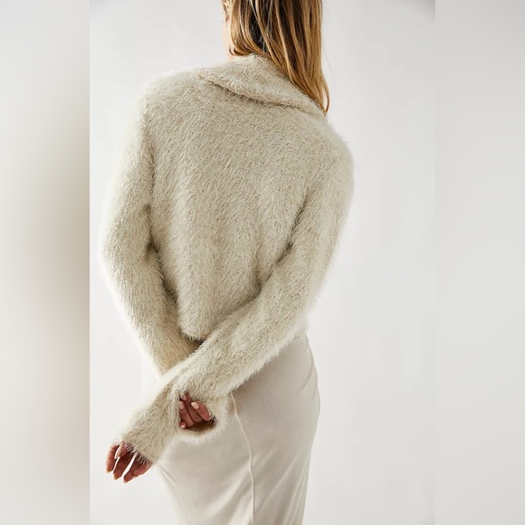 𝓯𝓹 Free People ~ Mina Cardi in Champagne - Picture 8 of 15